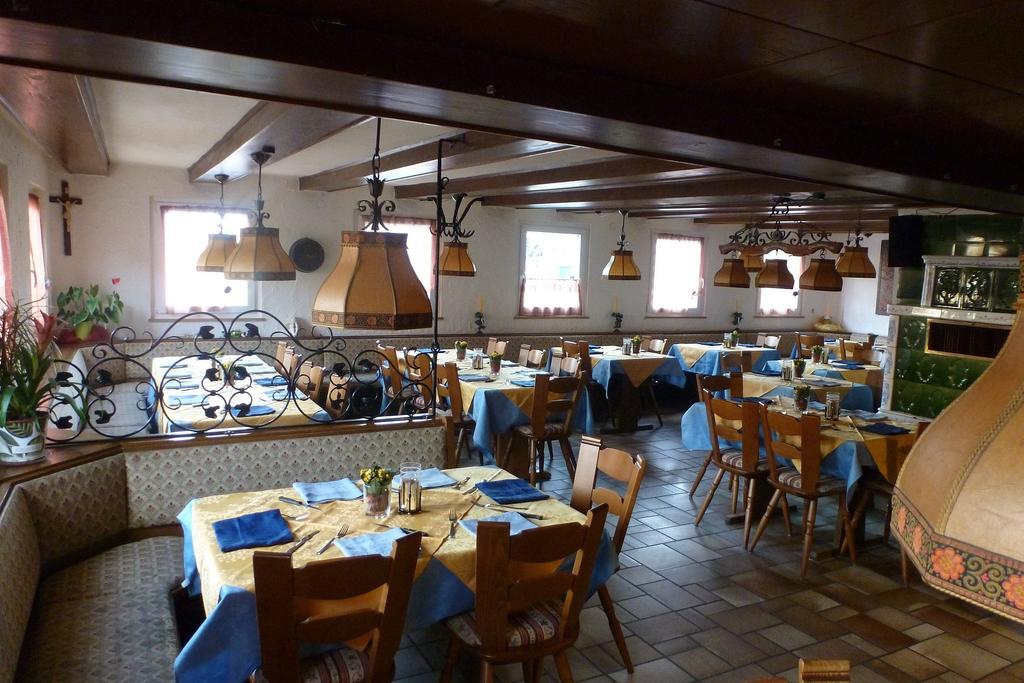 Gasthaus Zur Stadt Triberg Schonach im Schwarzwald Esterno foto